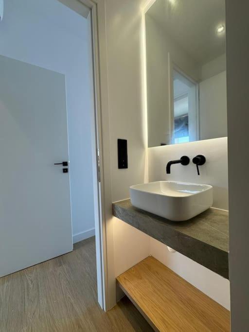 Bluemotion - Centralsuite 6Β Piräus Exterior foto